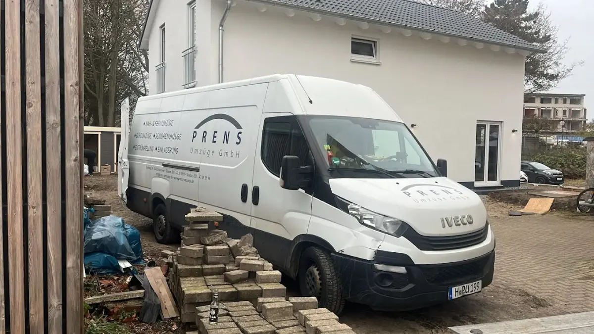 Betriebshof der Prens Umzüge GmbH am Bartweg 20 im Gewerbegebiet Lindener Hafen in Hannover