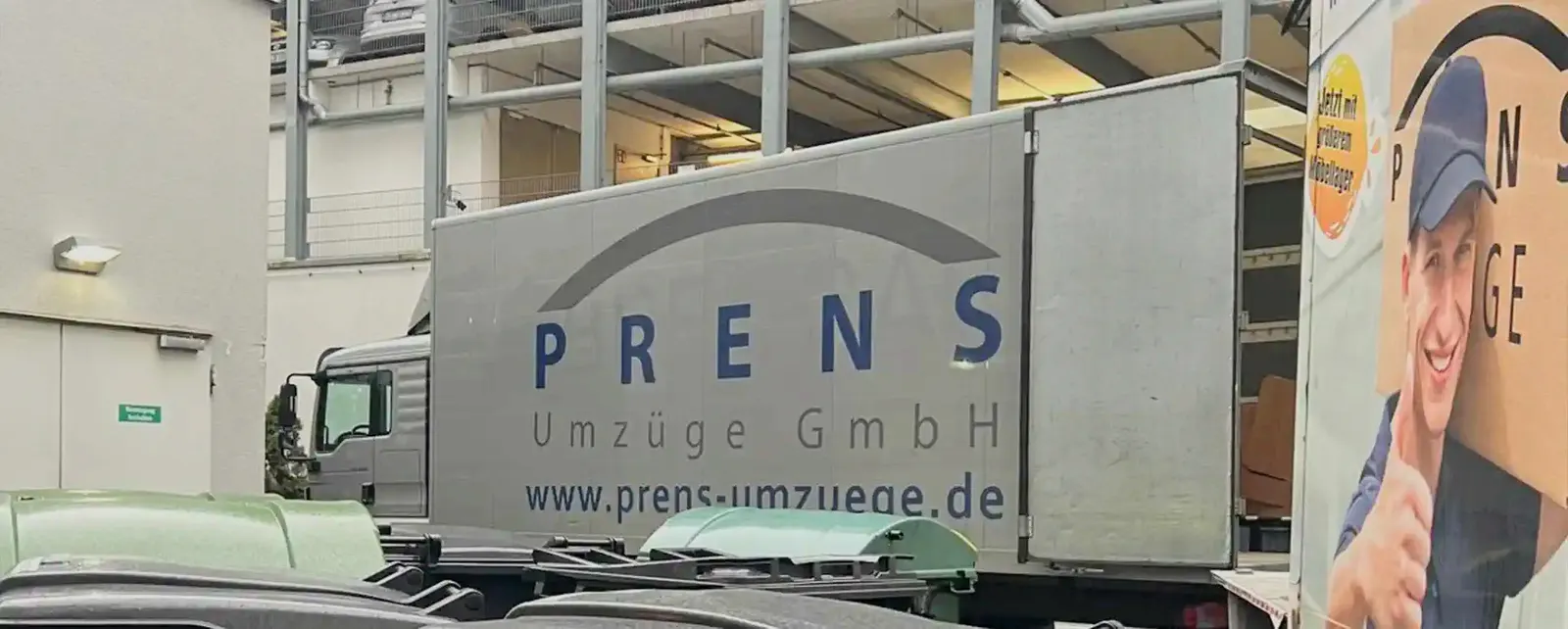 Umzugswagen von Prens Umzüge im Einsatz in Hannover